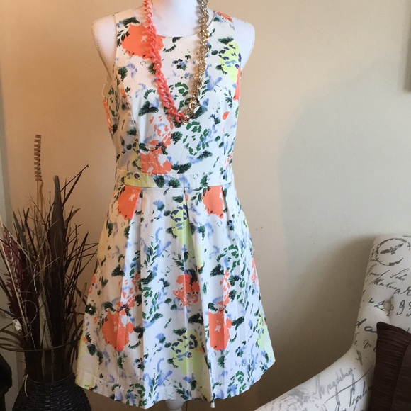 GAP Dresses & Skirts - Sara dress size 12 length 26” chest 38” waist 33”